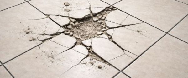 磁磚為什麼會爆裂？常見原因與預防方式一次看懂